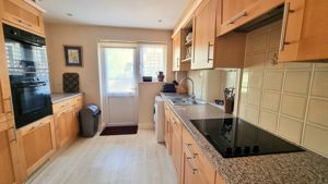 Kitchen- click for photo gallery